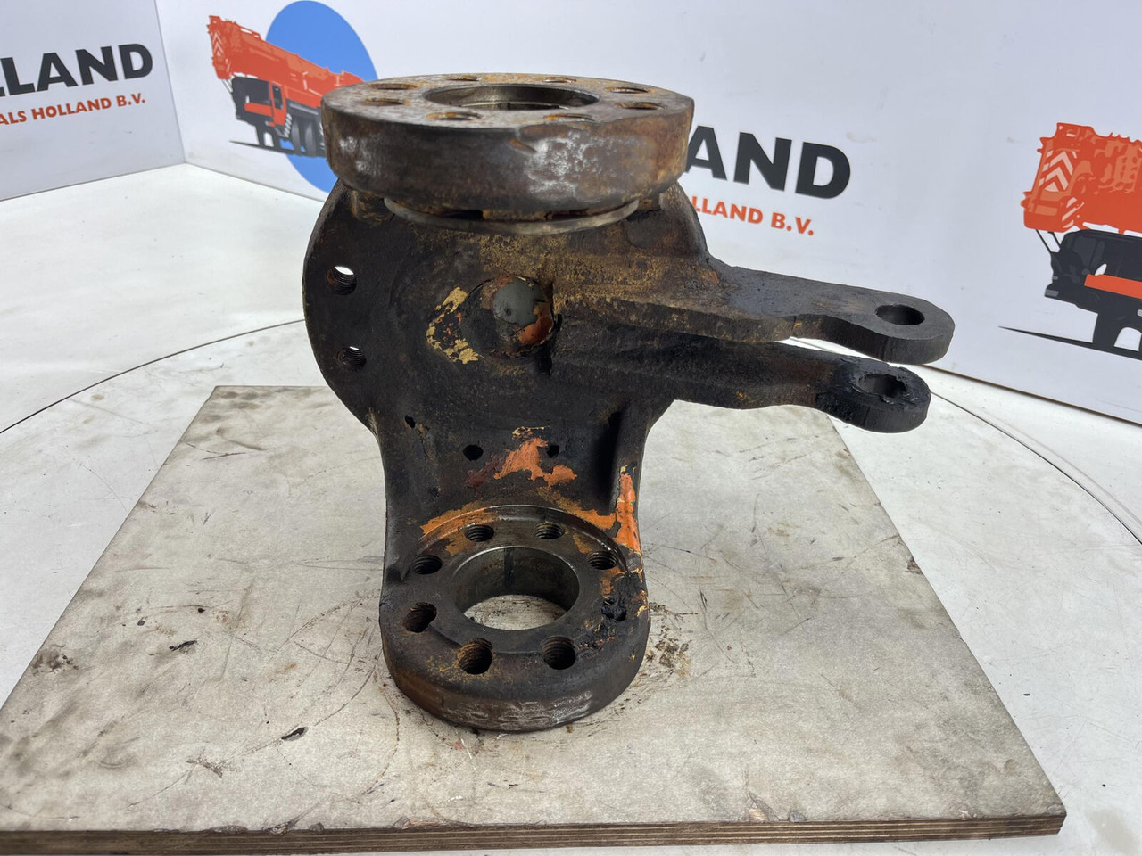 Terex HC 340 Steering knuckle 12 holes axle 2 - Steering knuckle for Mobile crane: picture 5 Terex HC 340 Steering knuckle 12 holes axle 2 - Steering knuckle for Mobile crane: picture 5
