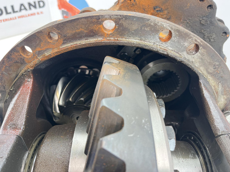 Terex HC 340 drive through differential 13x35 axle 5 - Differential gear for Crane: picture 5 Terex HC 340 drive through differential 13x35 axle 5 - Differential gear for Crane: picture 5
