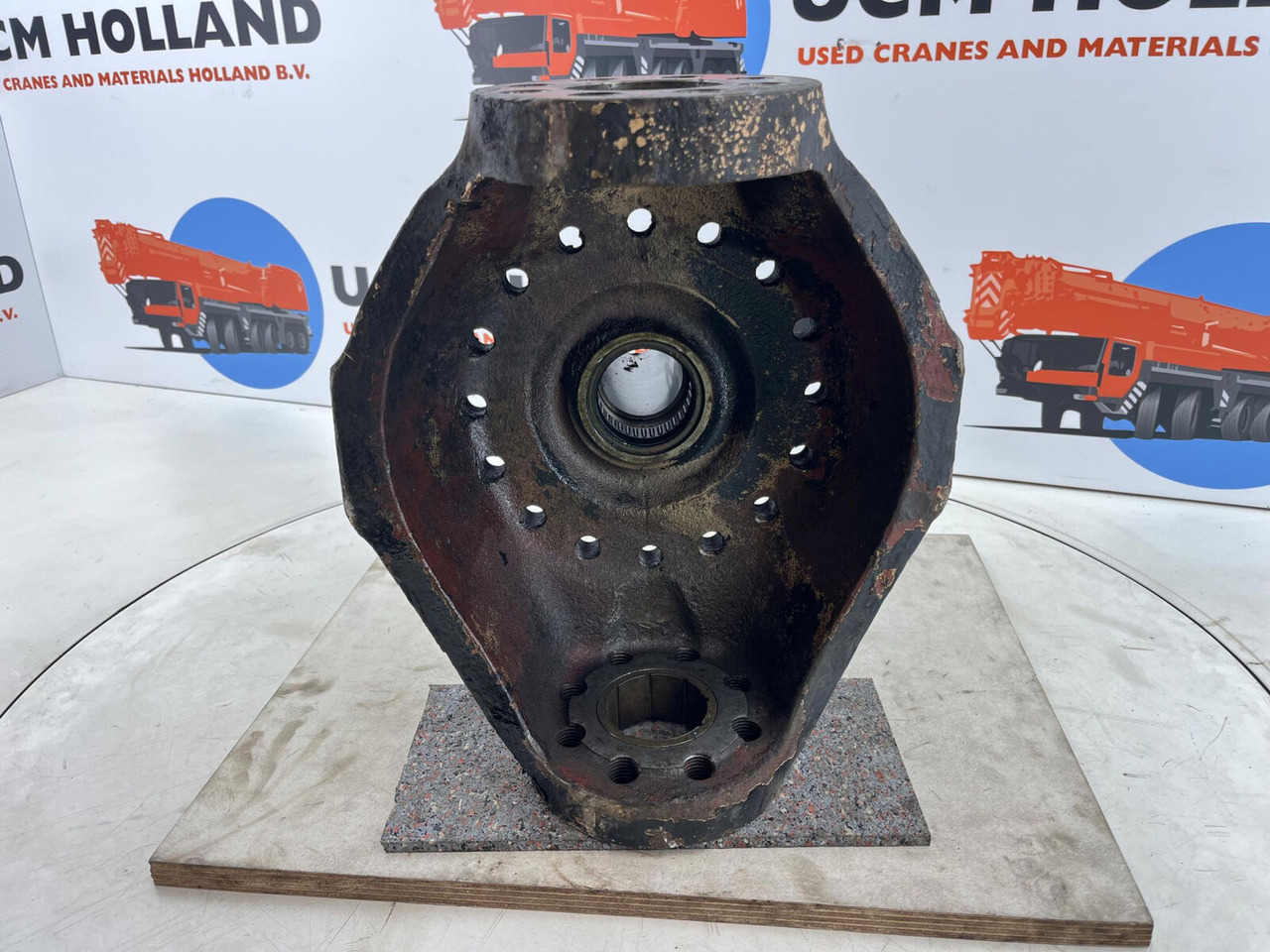 Terex PPM 480 ATT steering knuckle 16 holes axle 1 - Steering knuckle for Mobile crane: picture 5 Terex PPM 480 ATT steering knuckle 16 holes axle 1 - Steering knuckle for Mobile crane: picture 5