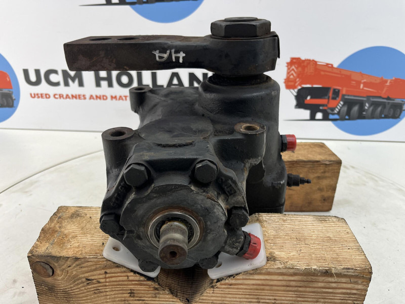 ZF Steering Box 130bar - Steering column for Crane: picture 4 ZF Steering Box 130bar - Steering column for Crane: picture 4
