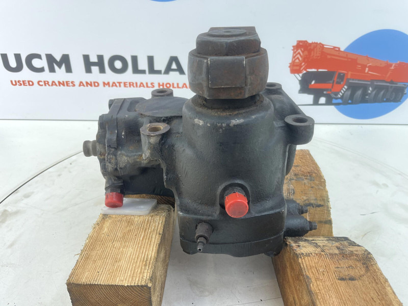 ZF Steering Box 130bar - Steering column for Crane: picture 2 ZF Steering Box 130bar - Steering column for Crane: picture 2