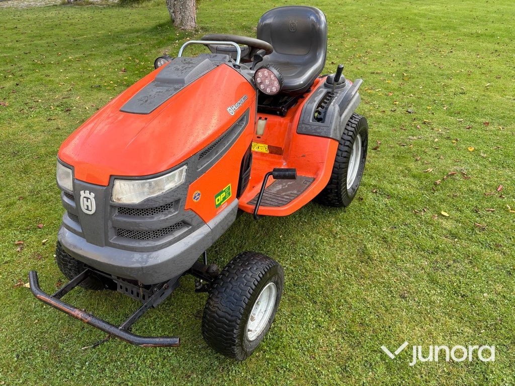 Åkgräsklippare Husqvarna GTH 260 XPT - Lawn mower: picture 1 Åkgräsklippare Husqvarna GTH 260 XPT - Lawn mower: picture 1