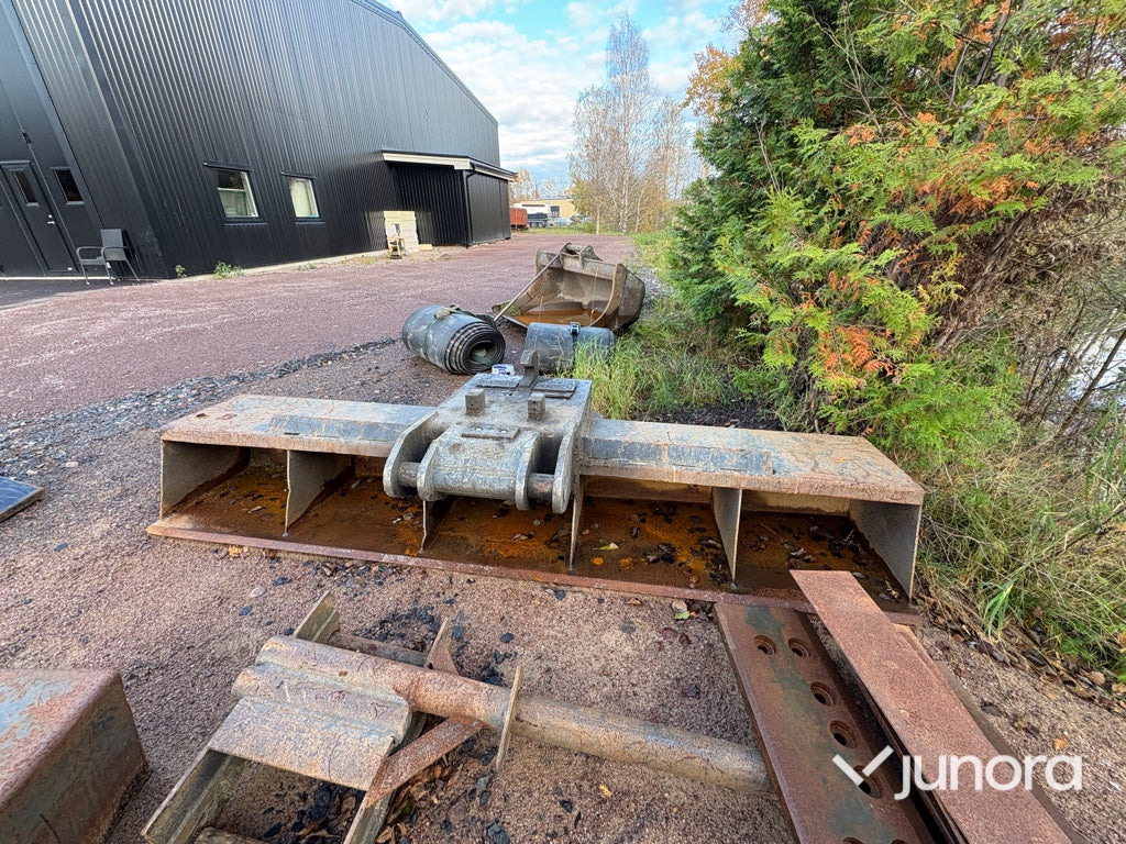 Planeringsbalk - TIK, B27 - Attachment for Construction machinery: picture 1 Planeringsbalk - TIK, B27 - Attachment for Construction machinery: picture 1