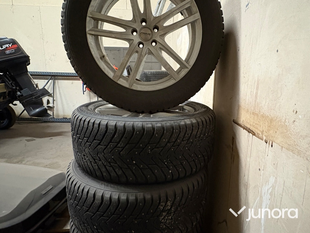 Wheel and tire package for Car Dubbdäck med fälg - NOKIAN HAAKAPELIITTA: picture 1