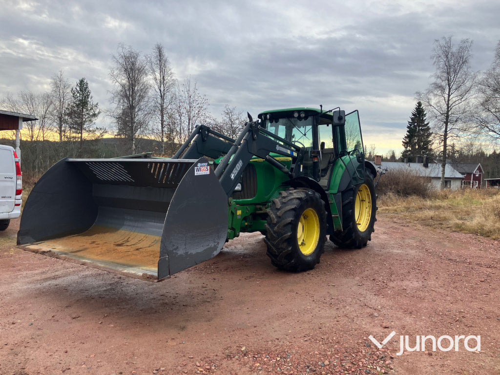John Deere 6620 med lastare och frontlyft - Farm tractor: picture 4 John Deere 6620 med lastare och frontlyft - Farm tractor: picture 4