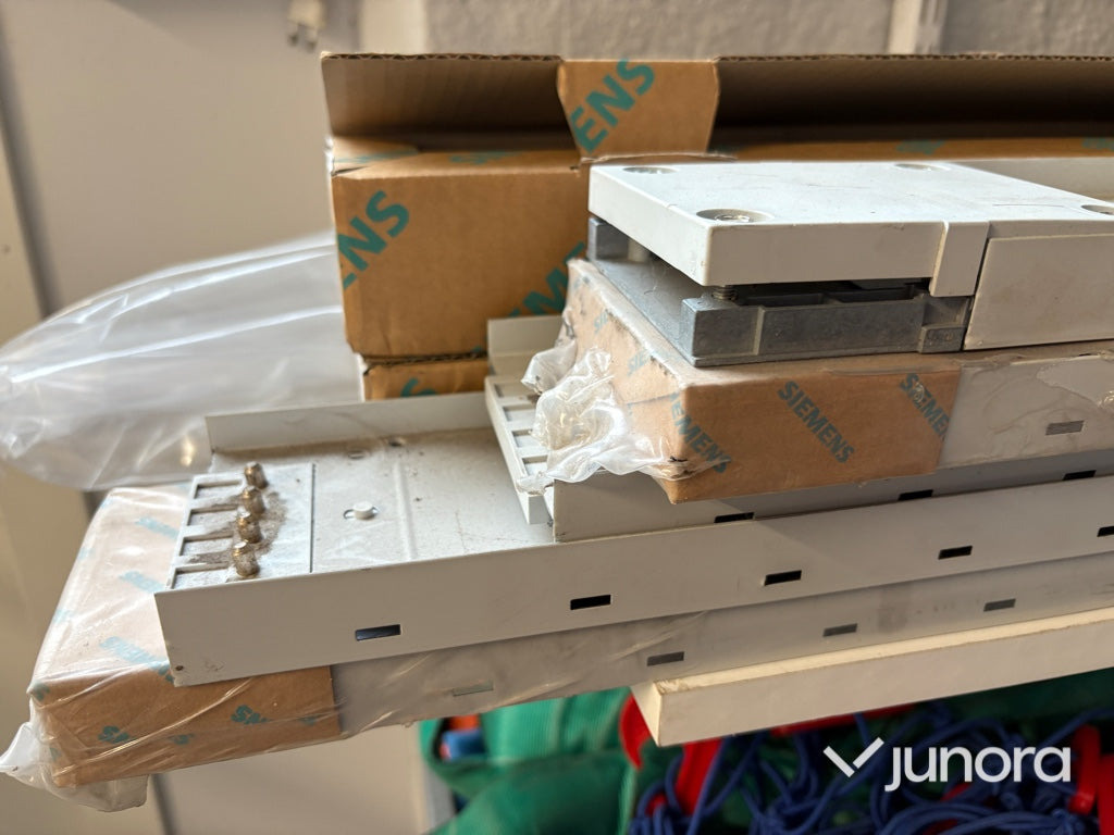 Kraftskena - Siemens, 20 meter med tillbehör - Construction equipment: picture 3 Kraftskena - Siemens, 20 meter med tillbehör - Construction equipment: picture 3