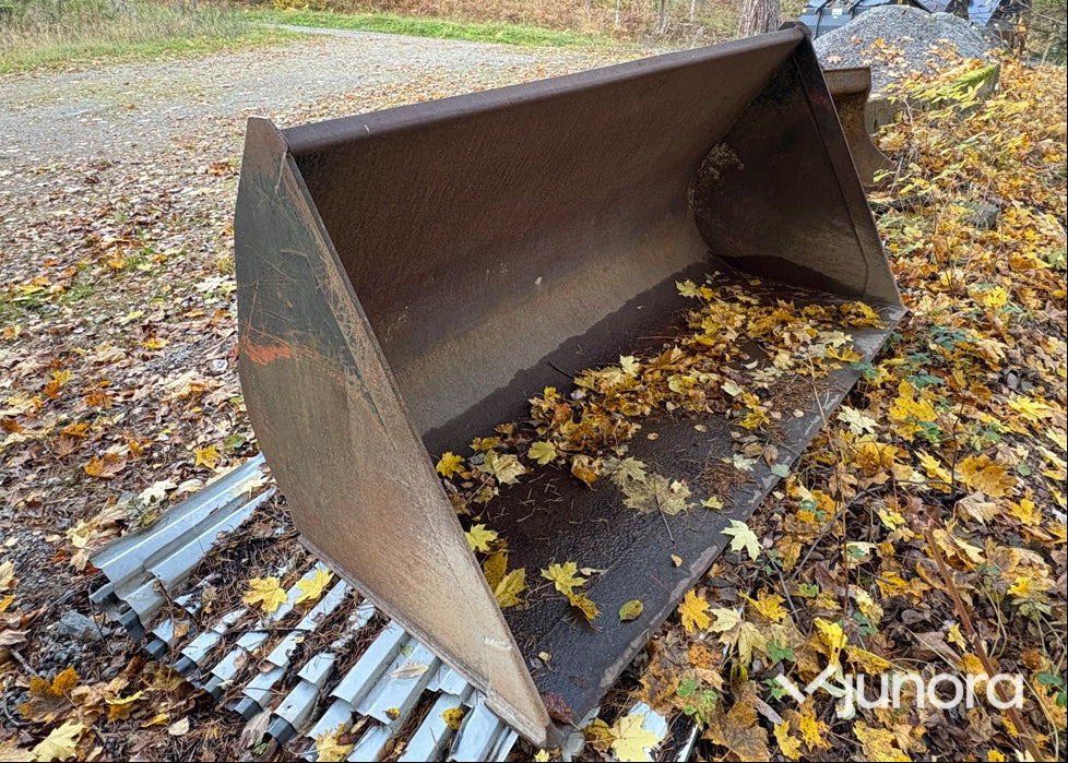 Lastarskopa - Loader bucket: picture 1 Lastarskopa - Loader bucket: picture 1