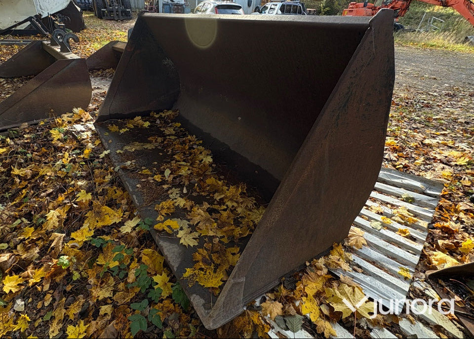 Lastarskopa - Loader bucket: picture 3 Lastarskopa - Loader bucket: picture 3