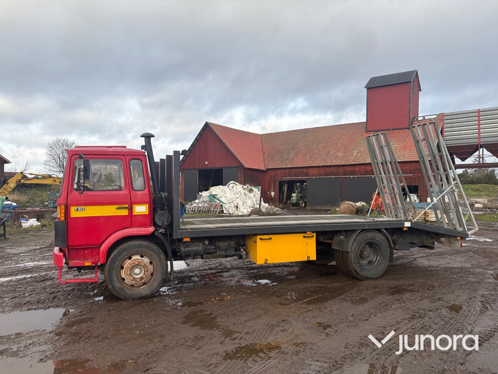 Lastbil / Biltransport - Volvo F 613 4X2-1-V - Car transporter truck: picture 3 Lastbil / Biltransport - Volvo F 613 4X2-1-V - Car transporter truck: picture 3