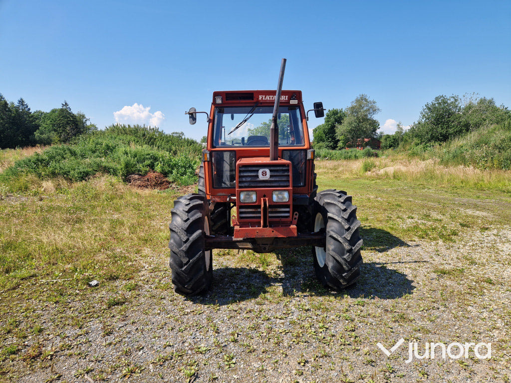 Traktor Fiat 110-90 DT - Farm tractor: picture 5 Traktor Fiat 110-90 DT - Farm tractor: picture 5