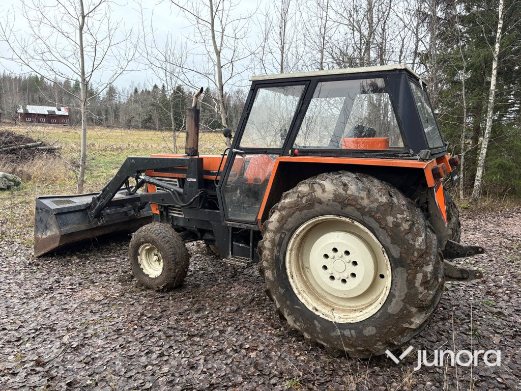 Traktor+ Frontlastare - Ursus, C 385 - Farm tractor: picture 4 Traktor+ Frontlastare - Ursus, C 385 - Farm tractor: picture 4