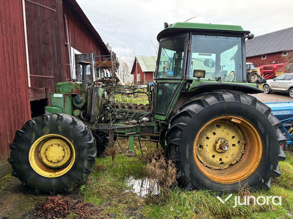 Traktor - John Deere 4040 QR HFWD - Farm tractor: picture 2 Traktor - John Deere 4040 QR HFWD - Farm tractor: picture 2