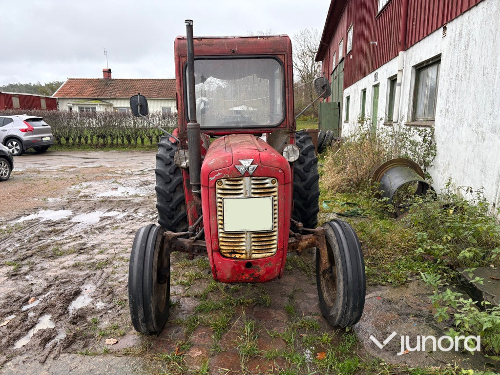 Traktor - MF 35 - Farm tractor: picture 3 Traktor - MF 35 - Farm tractor: picture 3