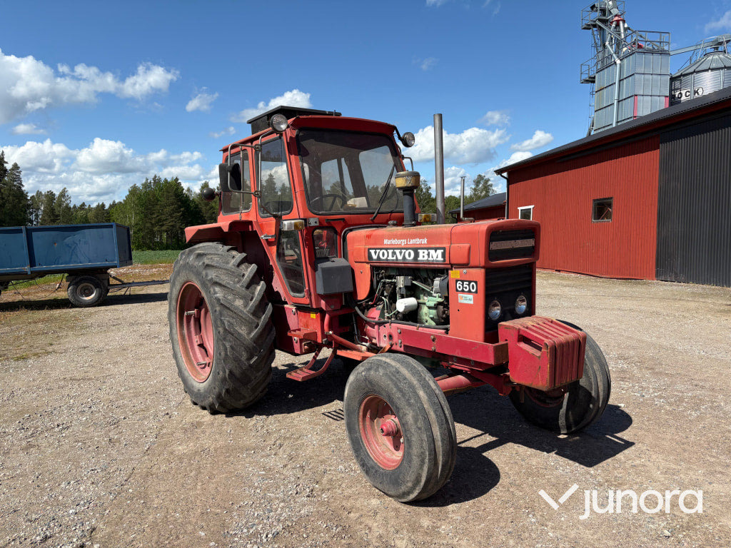 Traktor Volvo BM T 650 - Farm tractor: picture 3 Traktor Volvo BM T 650 - Farm tractor: picture 3