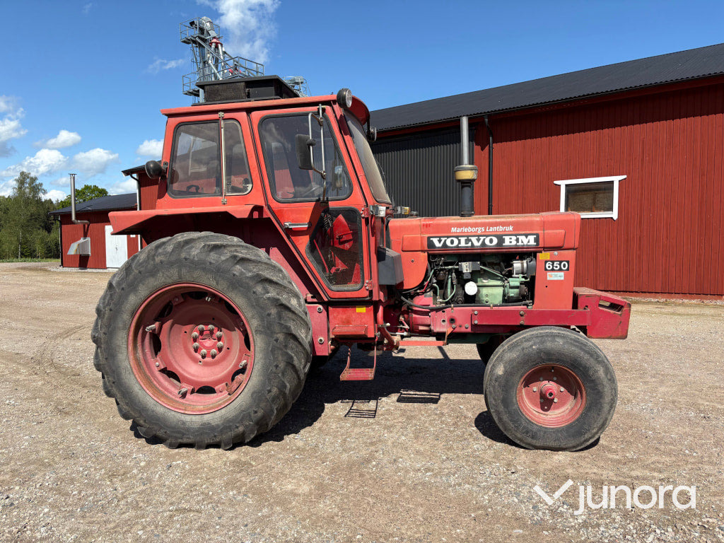 Traktor Volvo BM T 650 - Farm tractor: picture 1 Traktor Volvo BM T 650 - Farm tractor: picture 1