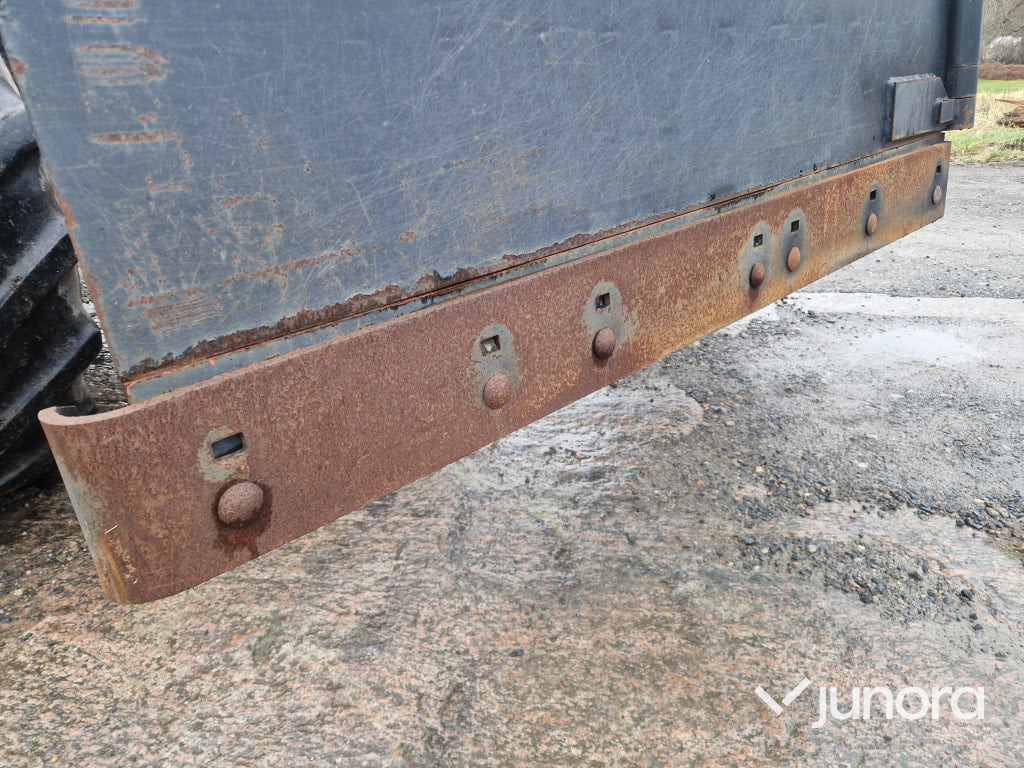 Vikplog - Pronar PUV-3300 - Plough: picture 4 Vikplog - Pronar PUV-3300 - Plough: picture 4