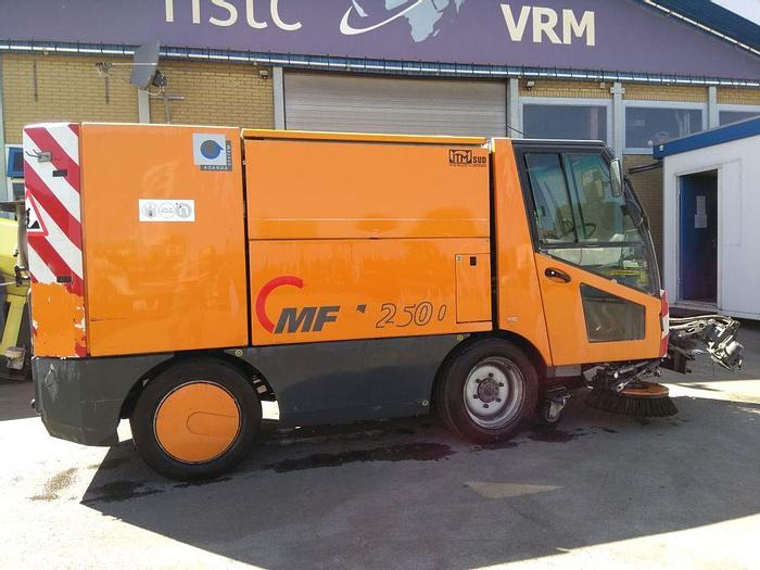 Aebi MFH2500 - Road sweeper: picture 1 Aebi MFH2500 - Road sweeper: picture 1