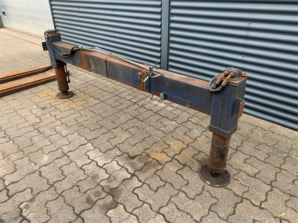 HMF Støttebensbom til kran - Attachment for Construction machinery: picture 3 HMF Støttebensbom til kran - Attachment for Construction machinery: picture 3