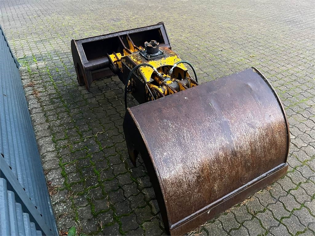 BSV 700 ltr grab - Clamshell bucket: picture 4 BSV 700 ltr grab - Clamshell bucket: picture 4