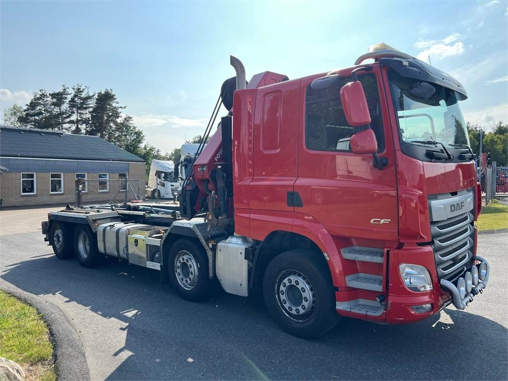 DAF CF 480 FAX 8x2*6 - Skip loader truck: picture 2 DAF CF 480 FAX 8x2*6 - Skip loader truck: picture 2