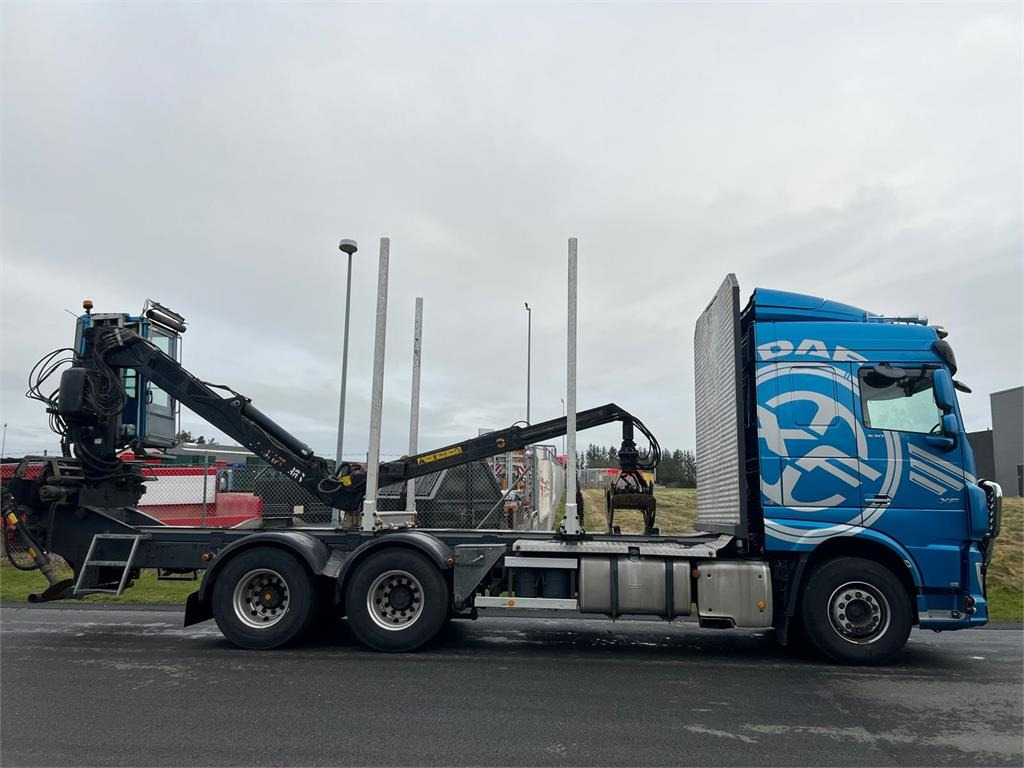 DAF XF530 FAT 6x4 - Timber truck: picture 3 DAF XF530 FAT 6x4 - Timber truck: picture 3