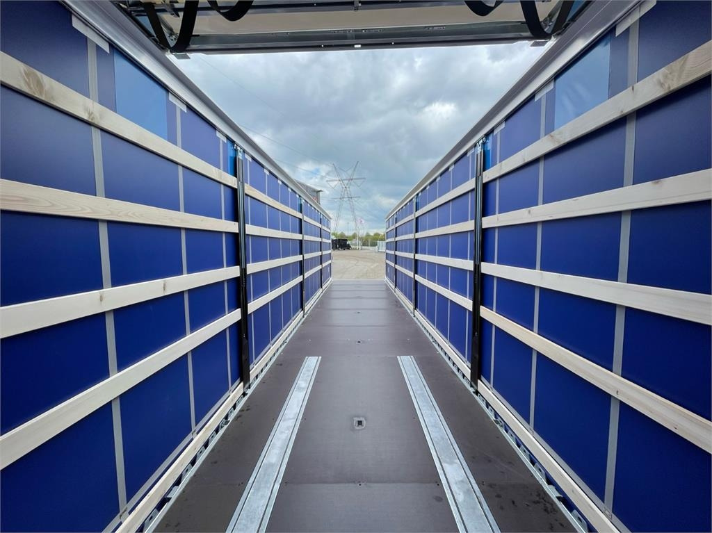 Hangler 3 akslet 13,6 med skydetag  - Curtainsider semi-trailer: picture 4 Hangler 3 akslet 13,6 med skydetag  - Curtainsider semi-trailer: picture 4