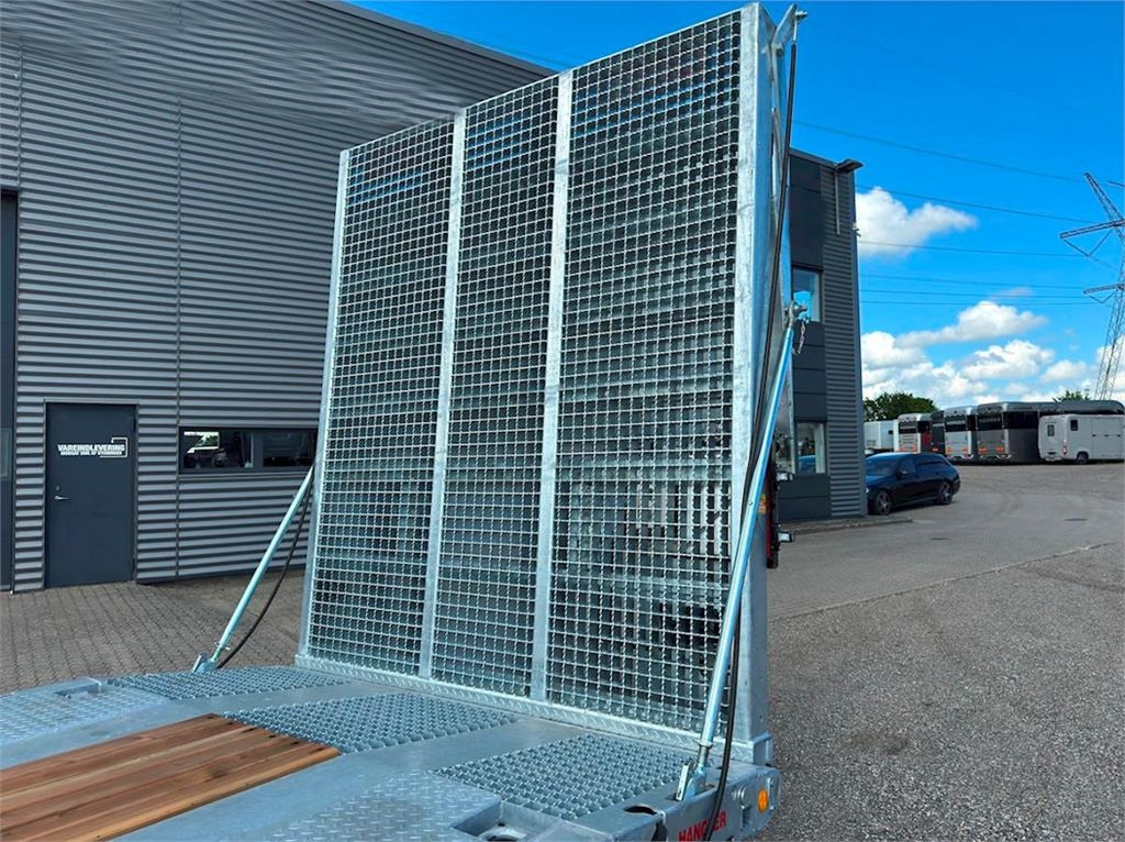 Hangler 4-aks 2-delt heldækkende rampe  - Low loader semi-trailer: picture 4 Hangler 4-aks 2-delt heldækkende rampe  - Low loader semi-trailer: picture 4