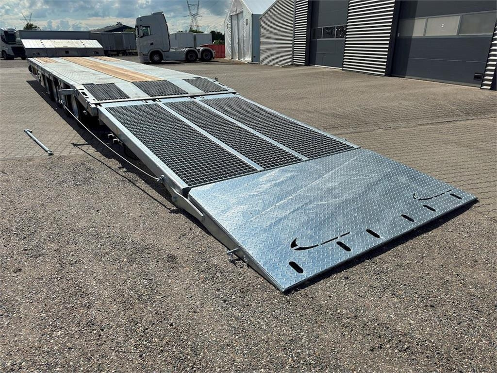 Hangler 4-aks 2-delt heldækkende rampe  - Low loader semi-trailer: picture 5 Hangler 4-aks 2-delt heldækkende rampe  - Low loader semi-trailer: picture 5
