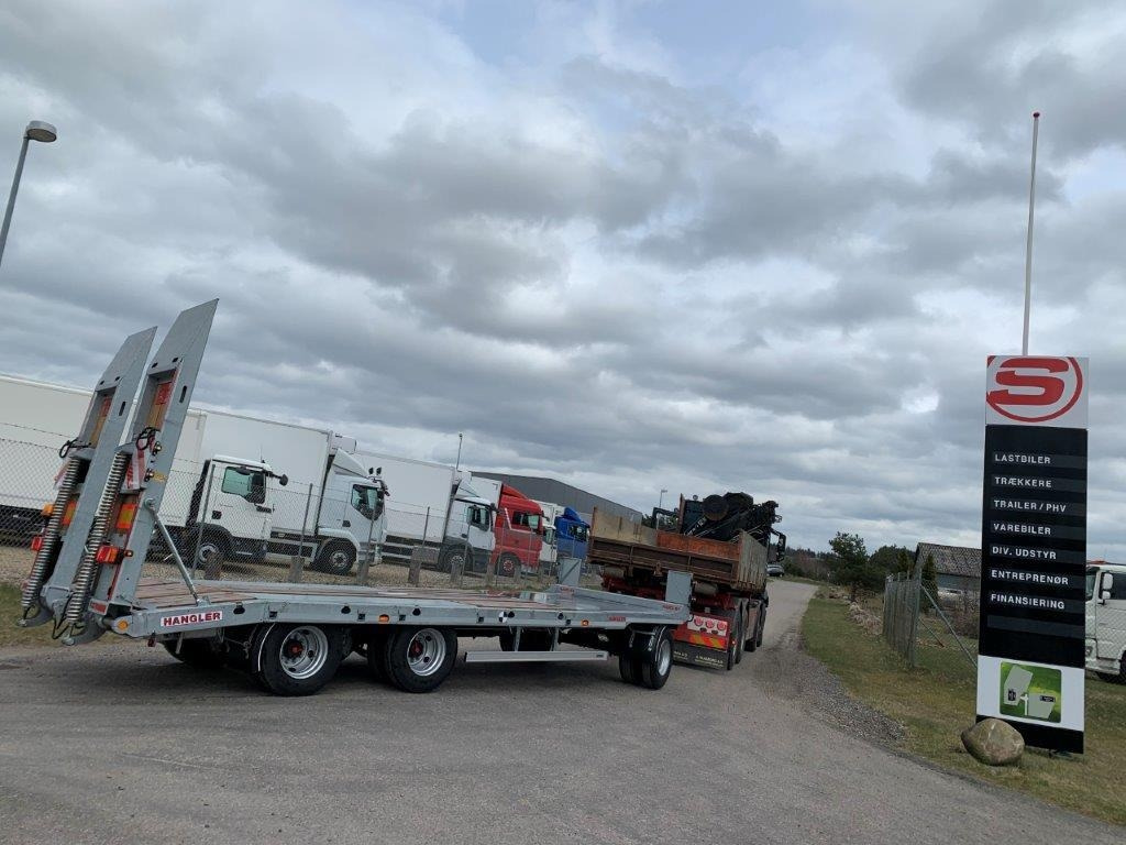 Hangler DTS-H 300P - 30-24 ton totalvægt - Low loader trailer: picture 1 Hangler DTS-H 300P - 30-24 ton totalvægt - Low loader trailer: picture 1