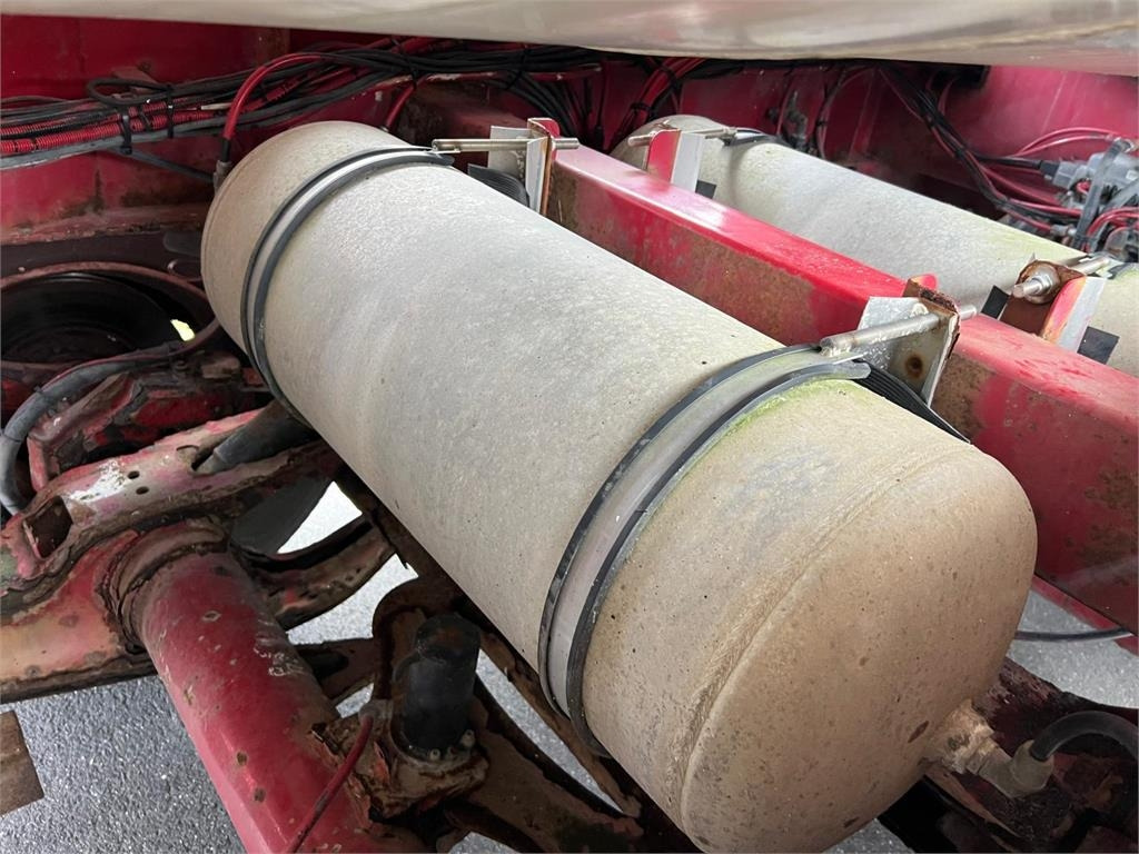 Tanker semi-trailer Interconsult 64m3 STRT1-64CA med tip: picture 23 Tanker semi-trailer Interconsult 64m3 STRT1-64CA med tip: picture 23