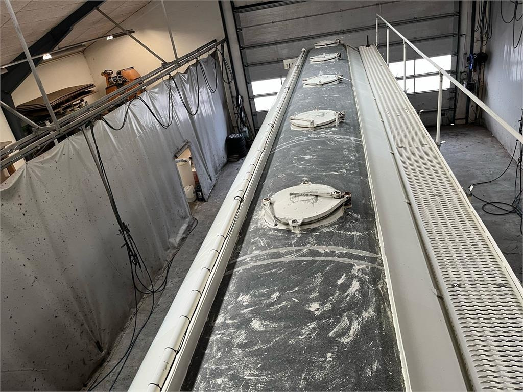 Tanker semi-trailer Interconsult 64m3 STRT1-64CA med tip: picture 9 Tanker semi-trailer Interconsult 64m3 STRT1-64CA med tip: picture 9