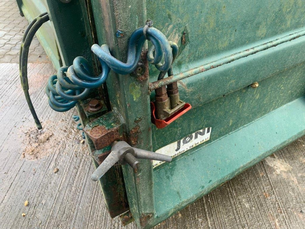 Flatbed body Jøni SV6524 - 24m3 - Væsketæt: picture 18 Flatbed body Jøni SV6524 - 24m3 - Væsketæt: picture 18