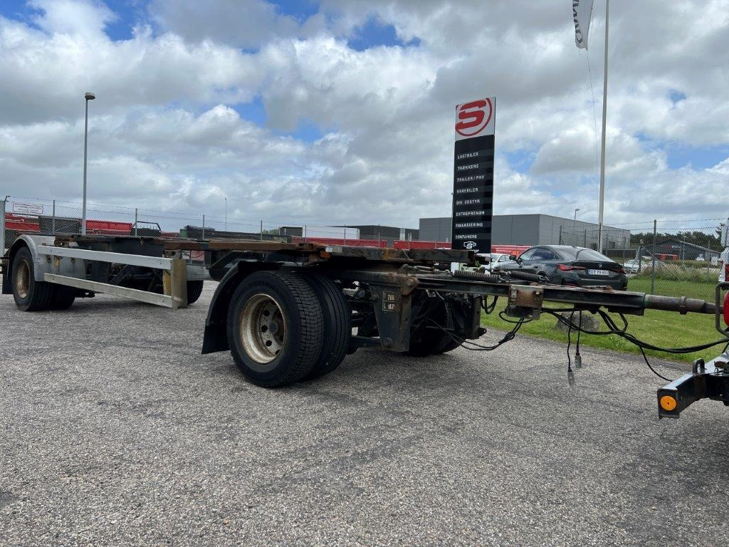 Kel-Berg 20 ton 7150 - 7450 mm containerlåse - Roll-off/ Skip trailer: picture 1 Kel-Berg 20 ton 7150 - 7450 mm containerlåse - Roll-off/ Skip trailer: picture 1