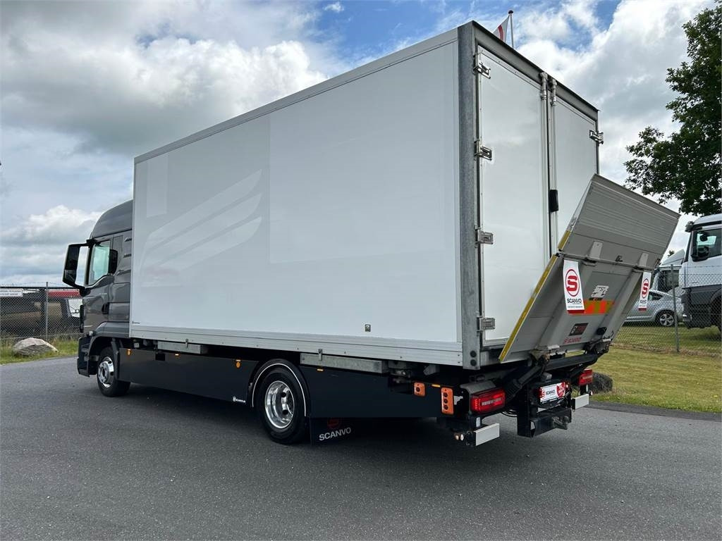 MAN TGL 8-220 4x2 BL incl. 2 stk veksellad - Box truck: picture 5 MAN TGL 8-220 4x2 BL incl. 2 stk veksellad - Box truck: picture 5