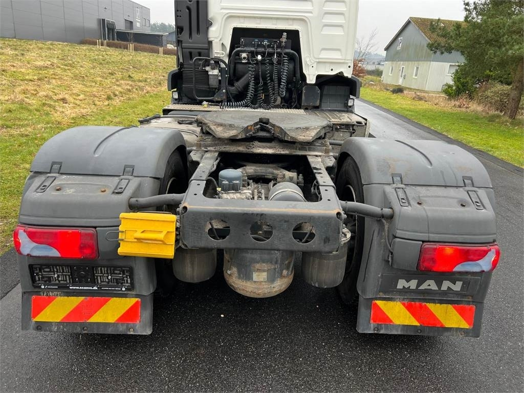 MAN TGS 18-330 BLS - Tractor unit: picture 5 MAN TGS 18-330 BLS - Tractor unit: picture 5