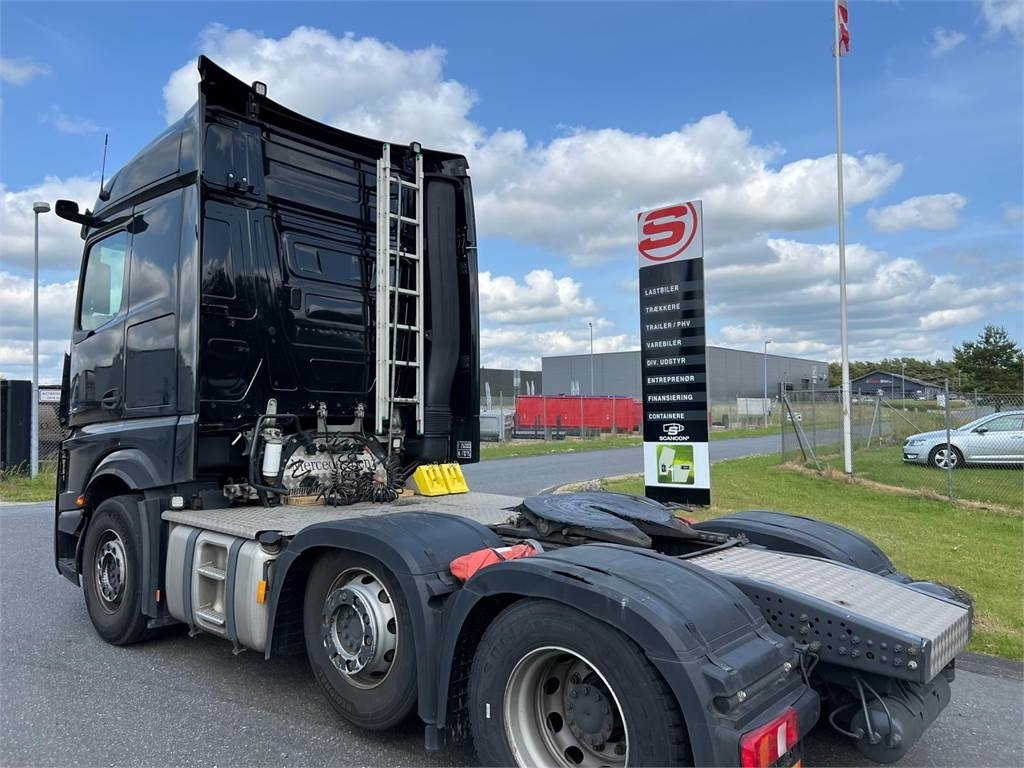 Mercedes-Benz Actros 2545 LS - Tractor unit: picture 3 Mercedes-Benz Actros 2545 LS - Tractor unit: picture 3