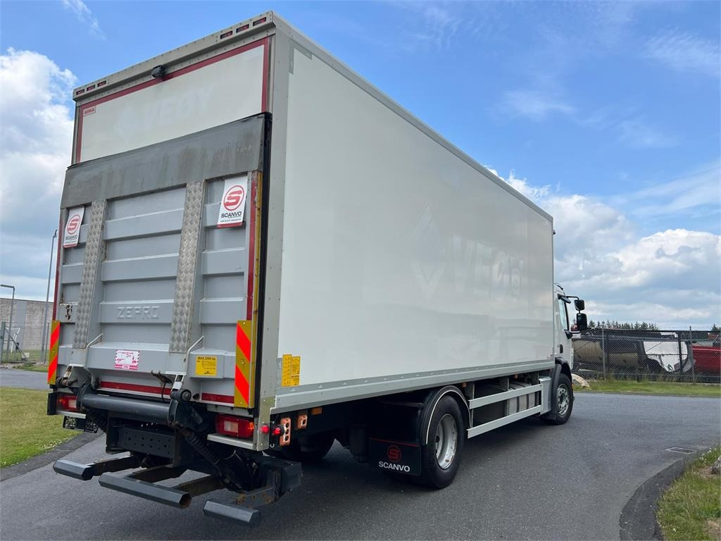 Volvo FE320 18 ton - Refrigerated truck: picture 4 Volvo FE320 18 ton - Refrigerated truck: picture 4