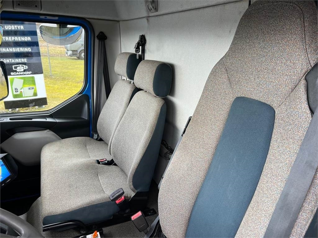 Volvo FL 240 (12 ton) NTM 9,7m3 - Refuse truck: picture 5 Volvo FL 240 (12 ton) NTM 9,7m3 - Refuse truck: picture 5