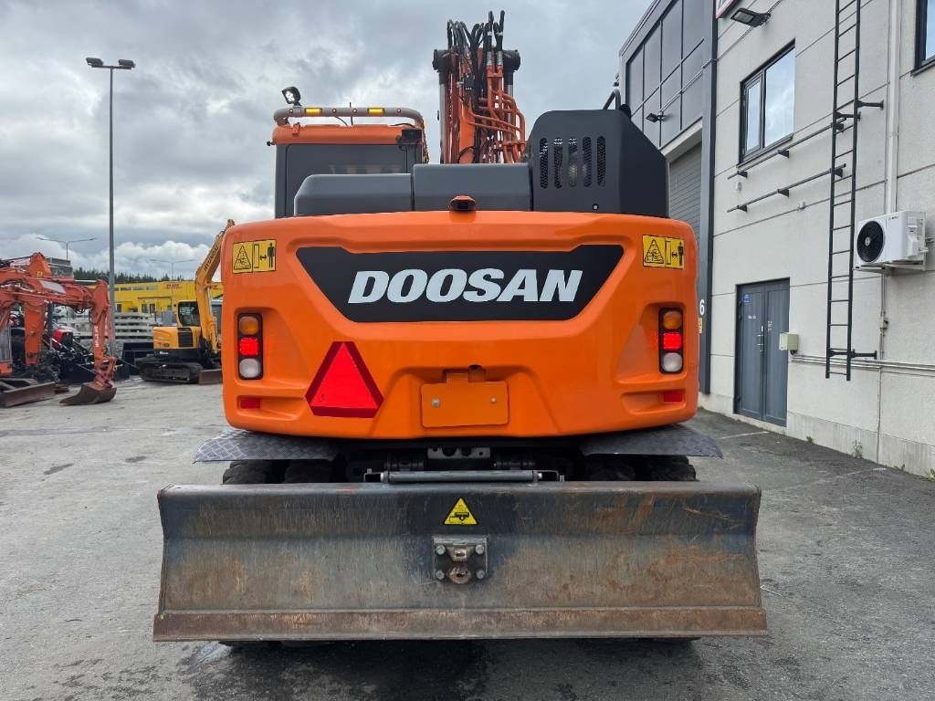 Doosan DX 165 W-5 - Wheel excavator: picture 4 Doosan DX 165 W-5 - Wheel excavator: picture 4
