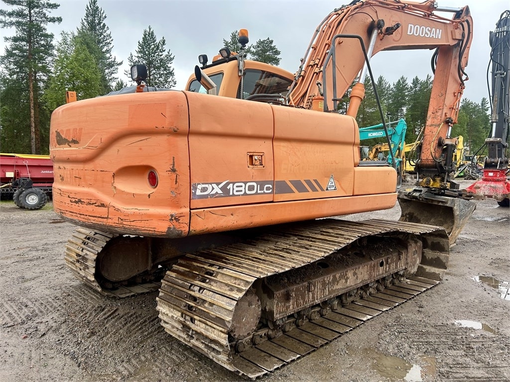 Doosan DX180LC PYÖRITTÄJÄLLÄ - Crawler excavator: picture 4 Doosan DX180LC PYÖRITTÄJÄLLÄ - Crawler excavator: picture 4