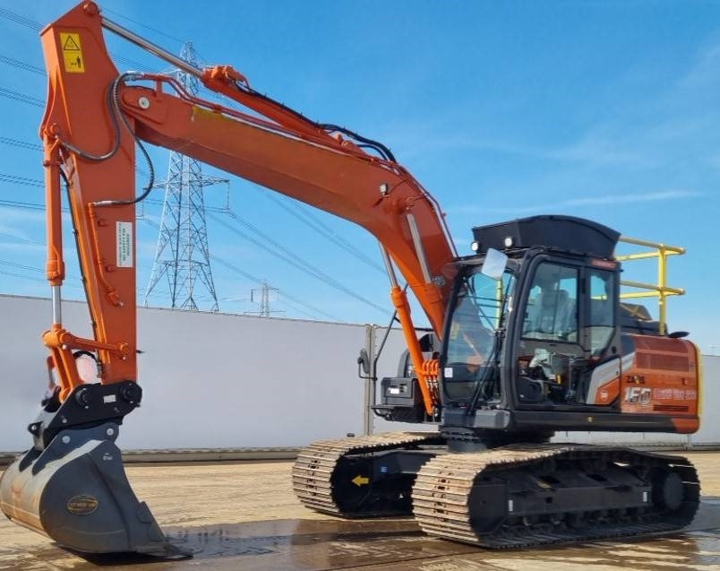 Hitachi ZX160LC-7 KUIN UUSI - Crawler excavator: picture 1 Hitachi ZX160LC-7 KUIN UUSI - Crawler excavator: picture 1