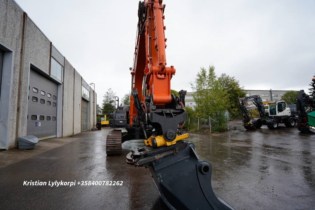 Crawler excavator Hitachi ZX300LC-7 ENGCONILLA: picture 10 Crawler excavator Hitachi ZX300LC-7 ENGCONILLA: picture 10