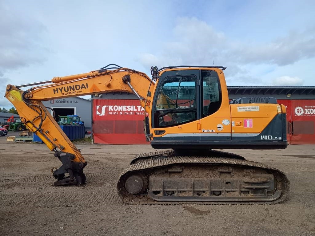Hyundai R140LCM-9 METSÄMALLI KALLISTAJALLA - Crawler excavator: picture 1 Hyundai R140LCM-9 METSÄMALLI KALLISTAJALLA - Crawler excavator: picture 1