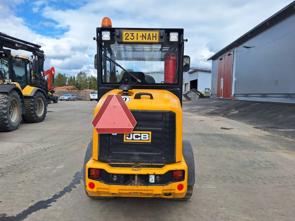 JCB 403 PIIKIT JA KAUHA - Compact loader: picture 3 JCB 403 PIIKIT JA KAUHA - Compact loader: picture 3