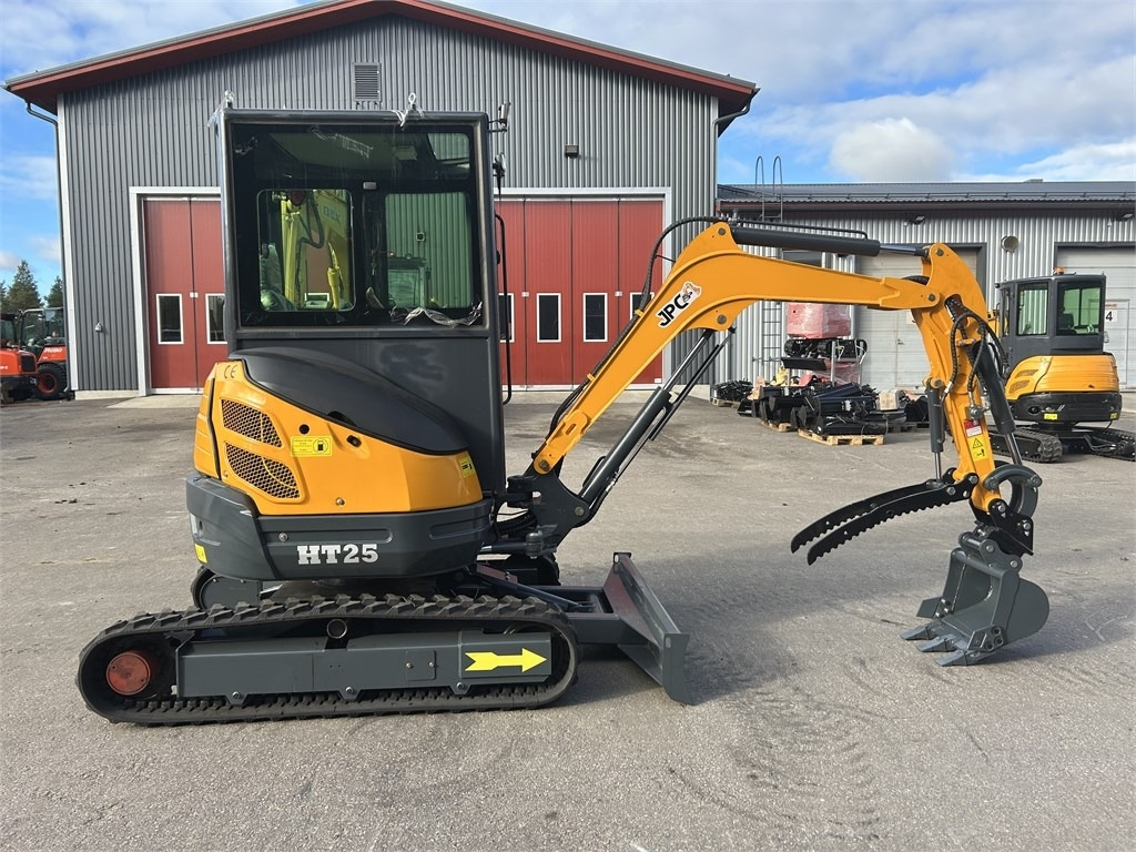 JPC HT25 HYTILLÄ - Mini excavator: picture 4 JPC HT25 HYTILLÄ - Mini excavator: picture 4