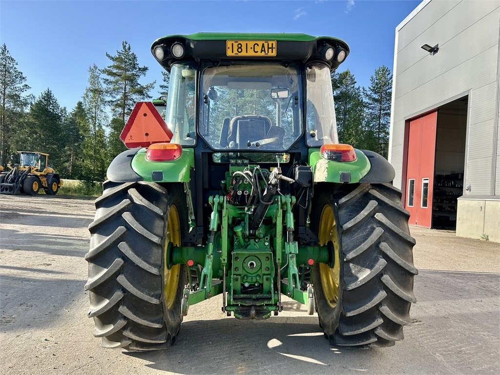 John Deere MYYTY!!SOLD!! 5100M ETUKUORMAAJALLA - Farm tractor: picture 4 John Deere MYYTY!!SOLD!! 5100M ETUKUORMAAJALLA - Farm tractor: picture 4