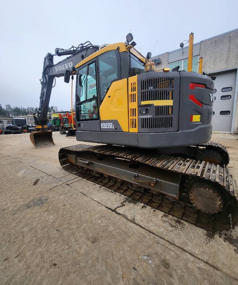 Volvo ECR235EL MYYTY!SOLD! PIHTIENGCONILLA - Crawler excavator: picture 2 Volvo ECR235EL MYYTY!SOLD! PIHTIENGCONILLA - Crawler excavator: picture 2