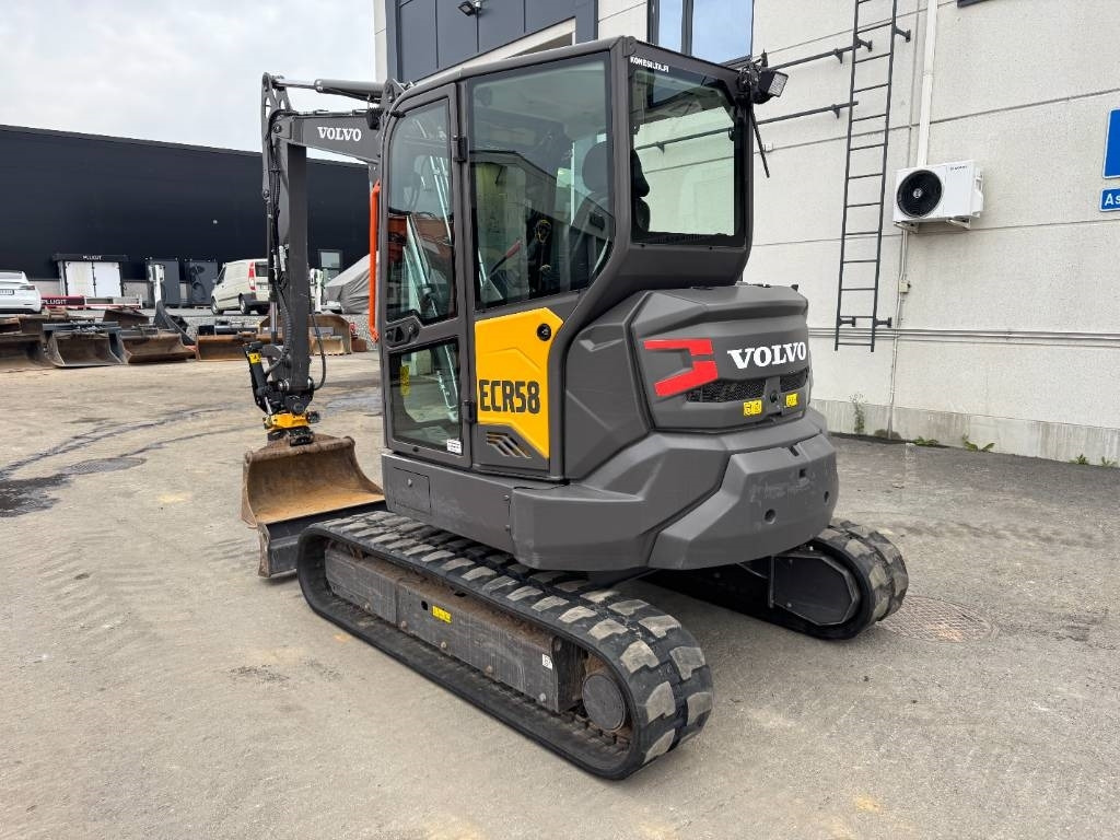 Volvo ECR58F PYÖRITTÄJÄLLÄ - Mini excavator: picture 3 Volvo ECR58F PYÖRITTÄJÄLLÄ - Mini excavator: picture 3