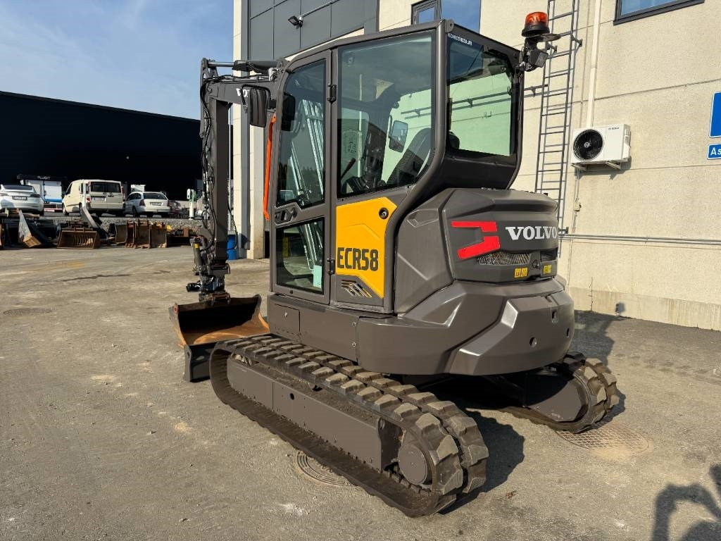 Volvo ECR58F PYÖRITTÄJÄLLÄ - Mini excavator: picture 3 Volvo ECR58F PYÖRITTÄJÄLLÄ - Mini excavator: picture 3