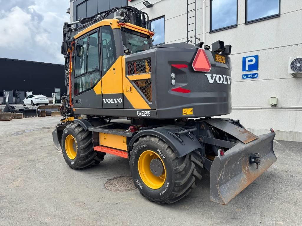 Volvo EWR150E ENGCON+PIHDIT - Wheel excavator: picture 3 Volvo EWR150E ENGCON+PIHDIT - Wheel excavator: picture 3